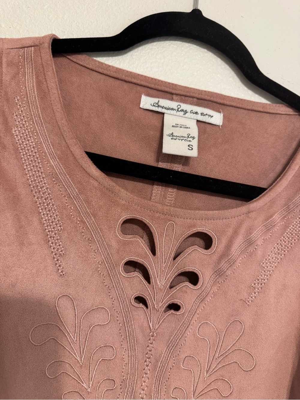 American Rag Tank Top - Picture 2 of 3